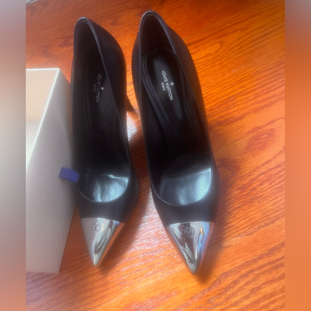 Louis Vuitton Black Heels with Silver Tips